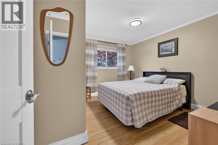 Photo 21 at 41 Kensington Avenue, Rosedale / Gable Height, Brantford
