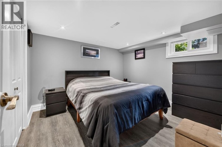 Photo 39 at 41 Kensington Avenue, Rosedale / Gable Height, Brantford