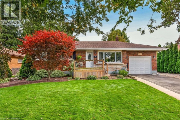 Photo 1 at 41 Kensington Avenue, Rosedale / Gable Height, Brantford