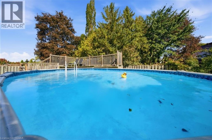 Photo 34 at 25 Cedarland Drive, Cedarland, Brantford