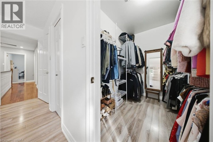 Photo 24 at 25 Cedarland Drive, Cedarland, Brantford