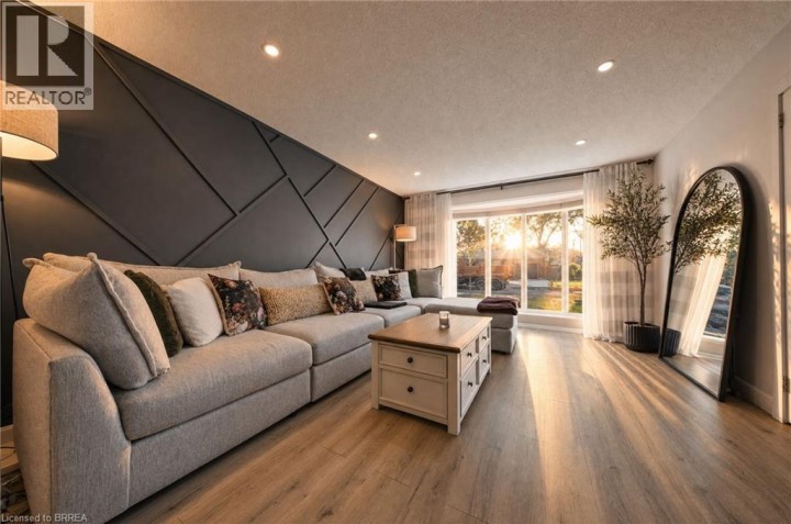 Photo 3 at 25 Cedarland Drive, Cedarland, Brantford