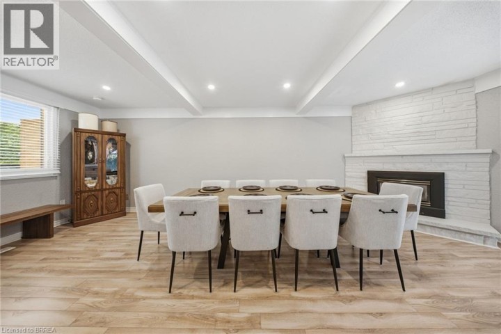 Photo 13 at 25 Cedarland Drive, Cedarland, Brantford