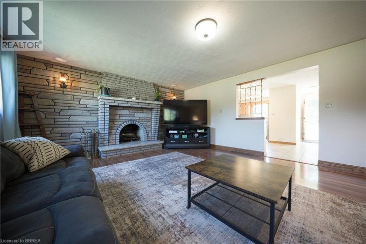 Photo 19 at 32 Avondale Crescent, Echo Place, Brantford