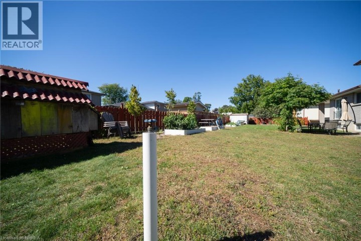 Photo 35 at 32 Avondale Crescent, Echo Place, Brantford