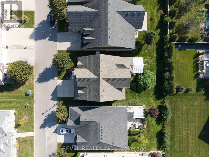Photo 43 at 27 Schooner Drive, Port Dover, Norfolk County