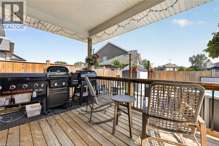 Photo 34 at 924 N Springbank Avenue, Woodstock - North, Woodstock