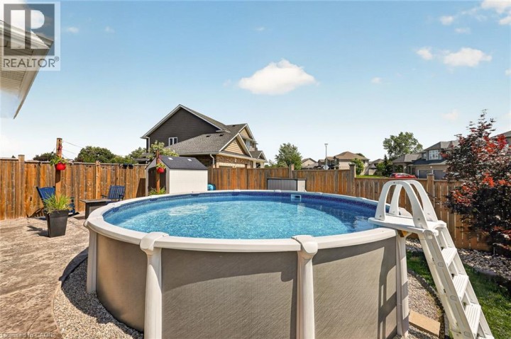 Photo 6 at 924 N Springbank Avenue, Woodstock - North, Woodstock