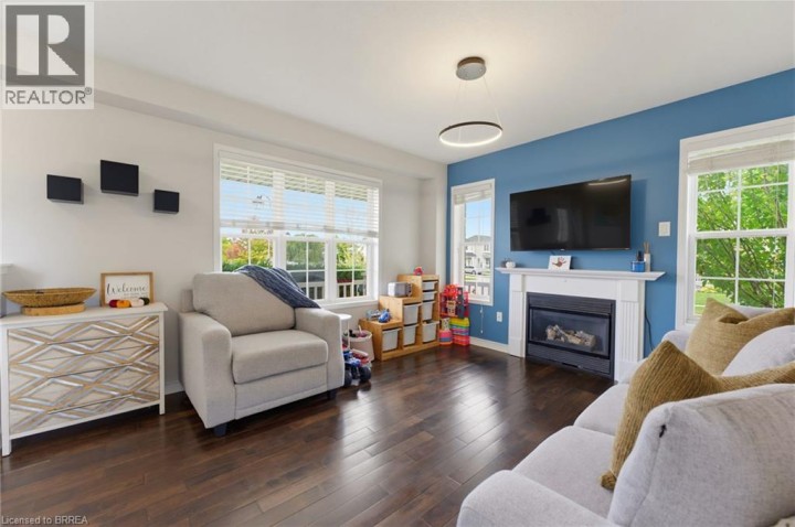 Photo 7 at 89 Osborn Avenue, Empire, Brantford