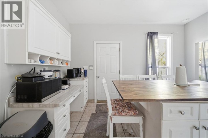Photo 11 at 97 Queen Street, Downtown Core, Brantford