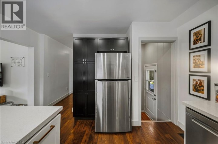 Photo 14 at 47 Buckingham Street, Fairview / Greenbrier, Brantford