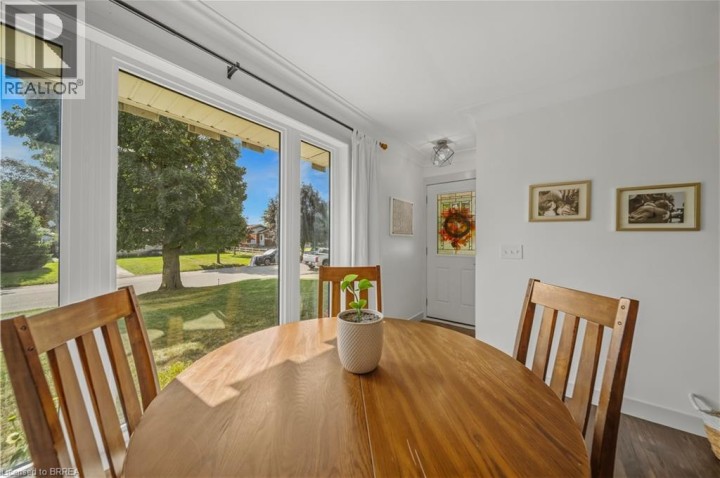 Photo 5 at 47 Buckingham Street, Fairview / Greenbrier, Brantford