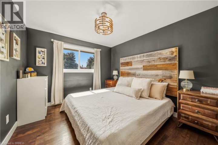 Photo 16 at 47 Buckingham Street, Fairview / Greenbrier, Brantford