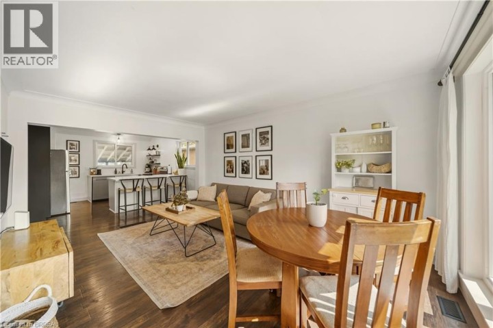 Photo 6 at 47 Buckingham Street, Fairview / Greenbrier, Brantford