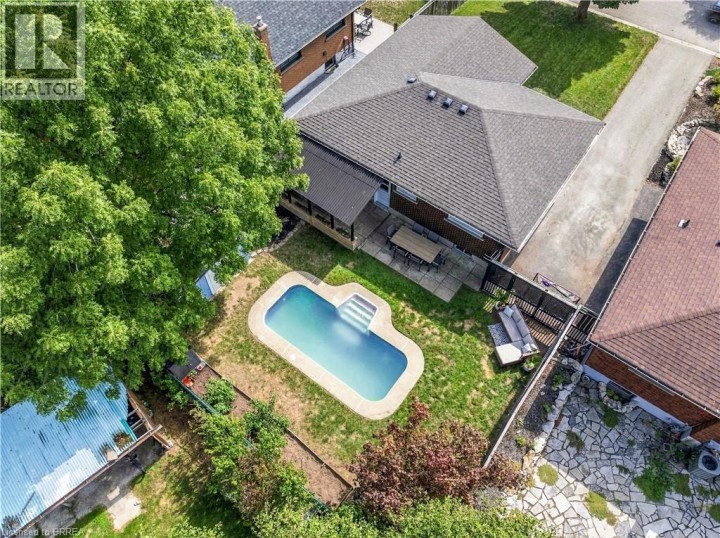 Photo 38 at 47 Buckingham Street, Fairview / Greenbrier, Brantford