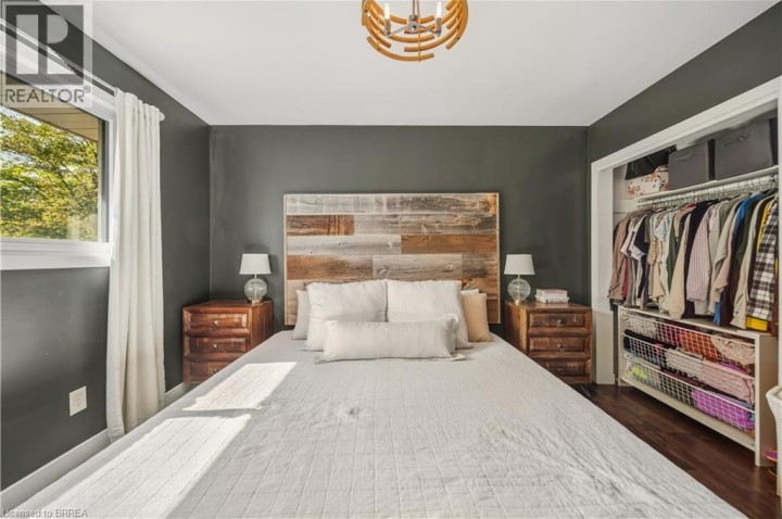 Photo 17 at 47 Buckingham Street, Fairview / Greenbrier, Brantford