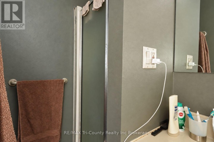 Photo 16 at 56601 Heritage Line, Straffordville, Bayham