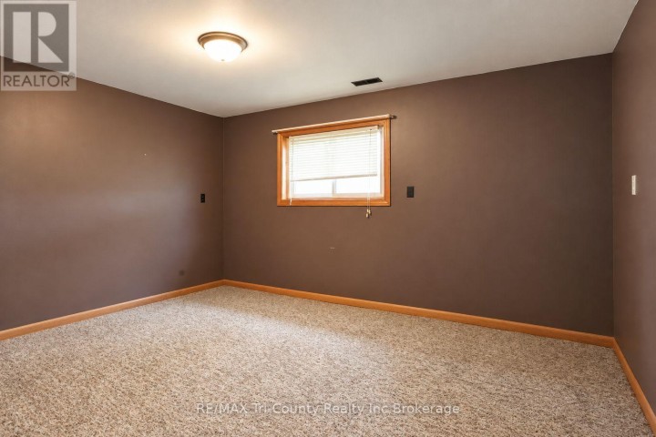 Photo 30 at 56601 Heritage Line, Straffordville, Bayham