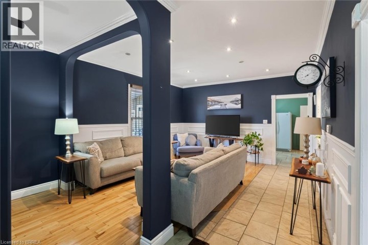 Photo 6 at 191 St. Paul Avenue, Lansdowne, Brantford