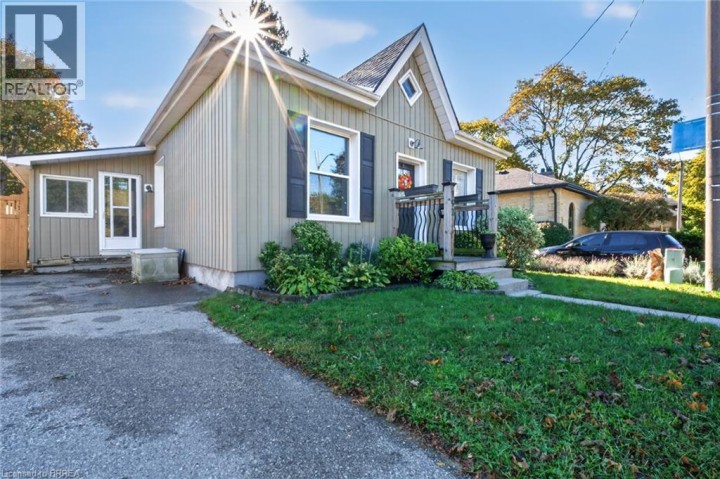 Photo 2 at 191 St. Paul Avenue, Lansdowne, Brantford