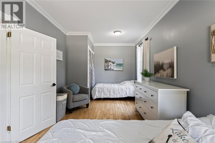 Photo 14 at 191 St. Paul Avenue, Lansdowne, Brantford