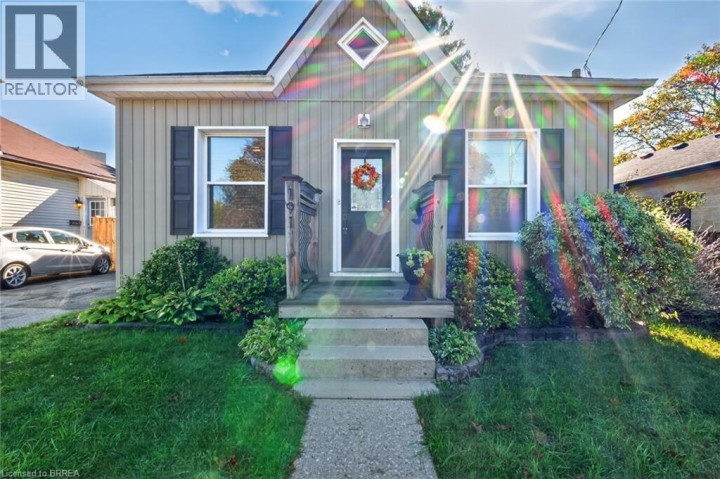 Photo 3 at 191 St. Paul Avenue, Lansdowne, Brantford