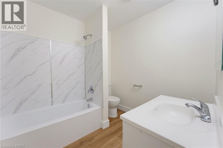 Photo 12 at 48 Maitland Street, East Ward, Brantford