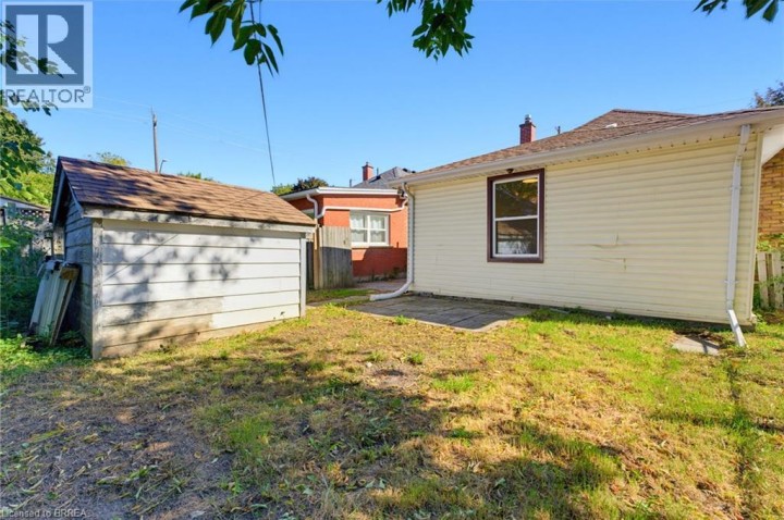 Photo 15 at 48 Maitland Street, East Ward, Brantford