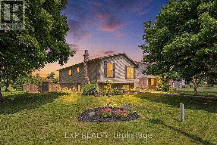 Photo 2 at 72 Crestlynn Crescent, Simcoe, Norfolk County