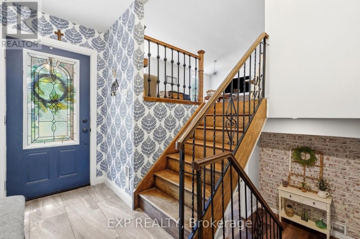 Photo 4 at 72 Crestlynn Crescent, Simcoe, Norfolk County