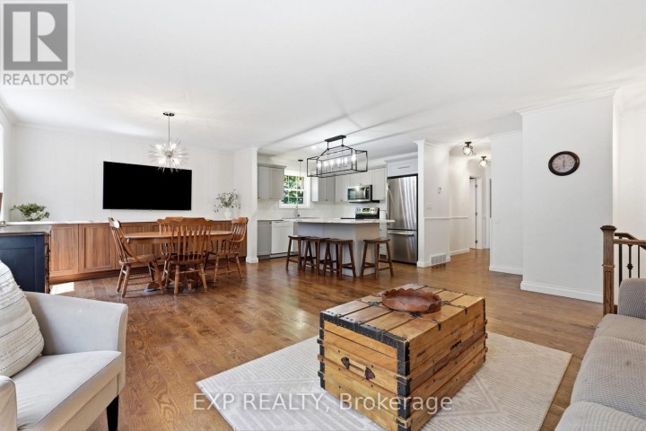 Photo 8 at 72 Crestlynn Crescent, Simcoe, Norfolk County
