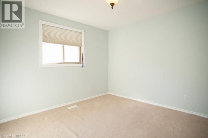 Photo 17 at 16 Bradbury Crescent, Innerkip (Fair Grounds), Woodstock
