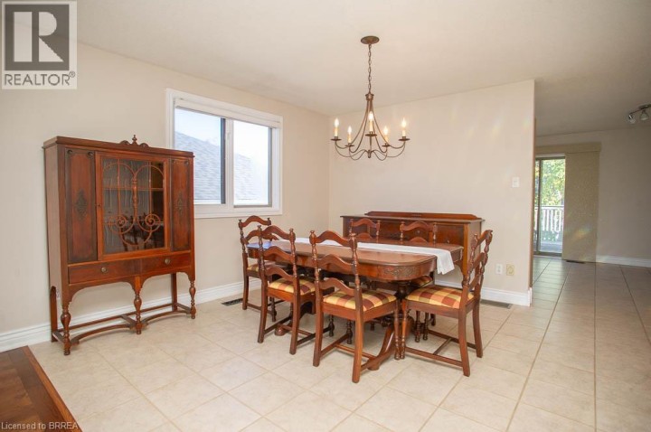 Photo 8 at 16 Bradbury Crescent, Innerkip (Fair Grounds), Woodstock