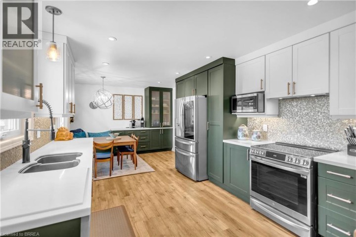 Photo 11 at 26 Penny Lane, Brier Park, Brantford