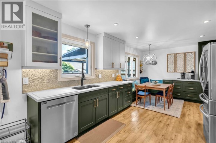 Photo 13 at 26 Penny Lane, Brier Park, Brantford