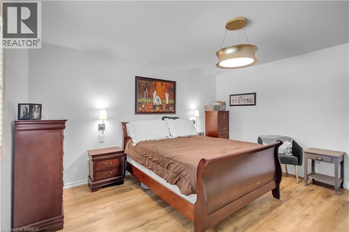 Photo 19 at 26 Penny Lane, Brier Park, Brantford