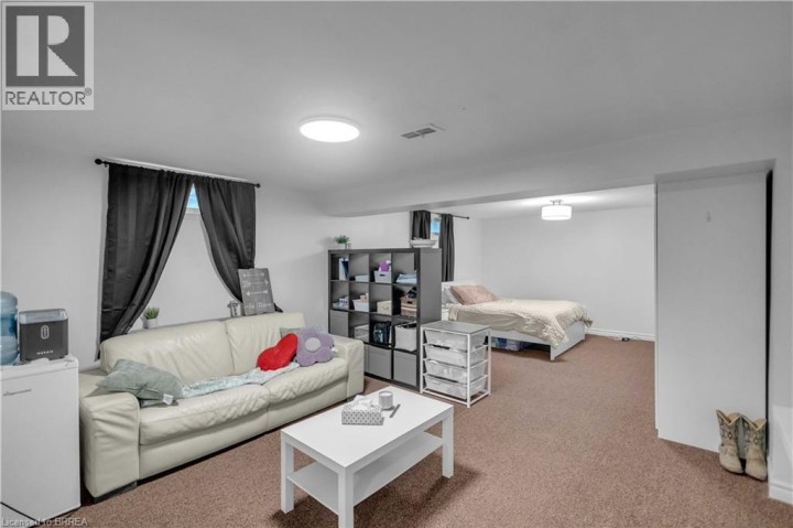 Photo 27 at 26 Penny Lane, Brier Park, Brantford