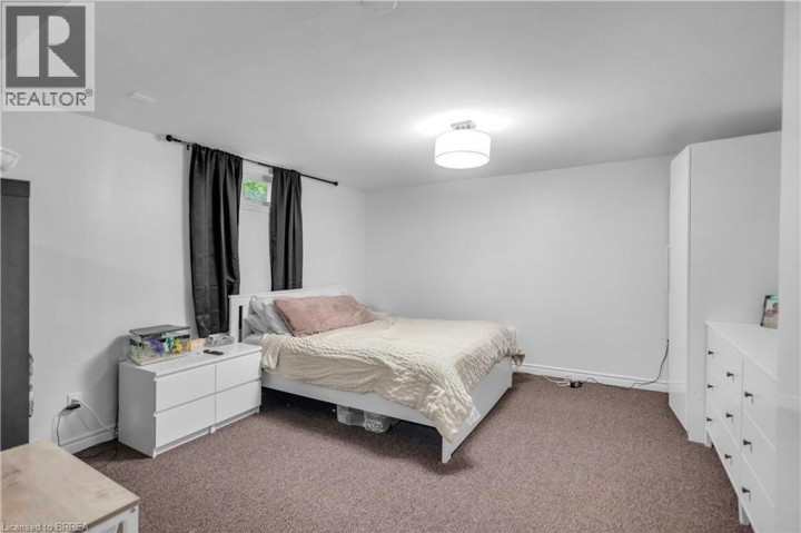 Photo 29 at 26 Penny Lane, Brier Park, Brantford