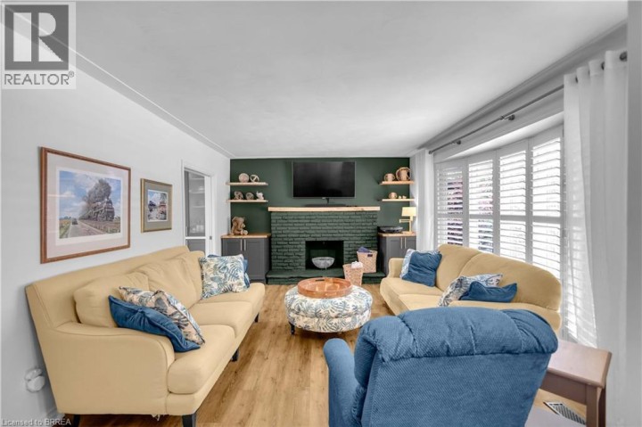 Photo 8 at 26 Penny Lane, Brier Park, Brantford