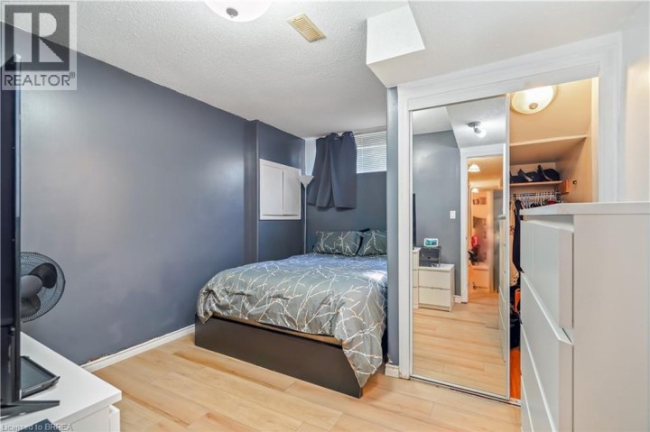 Photo 27 at 142 Marlborough Street, East Ward, Brantford