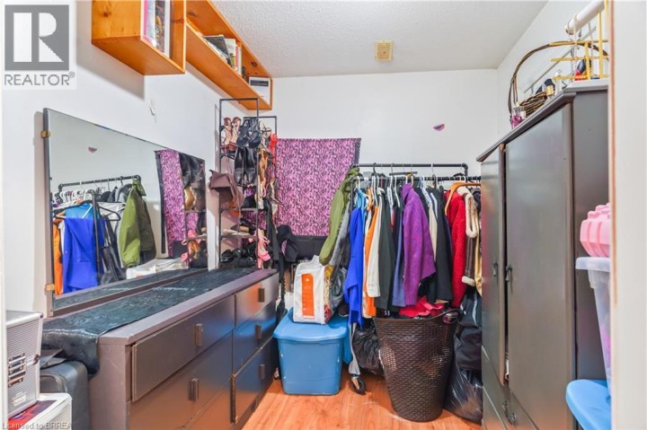 Photo 23 at 142 Marlborough Street, East Ward, Brantford