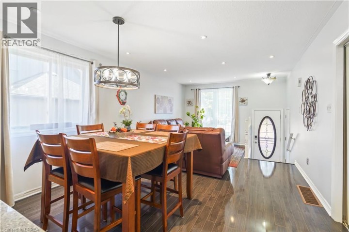 Photo 8 at 142 Marlborough Street, East Ward, Brantford