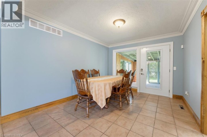 Photo 10 at 11 Belholme Avenue, Tutela Heights, Brantford