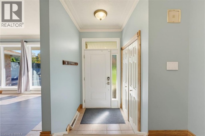 Photo 6 at 11 Belholme Avenue, Tutela Heights, Brantford