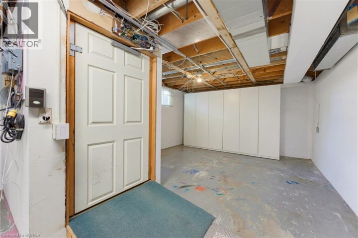 Photo 29 at 11 Belholme Avenue, Tutela Heights, Brantford