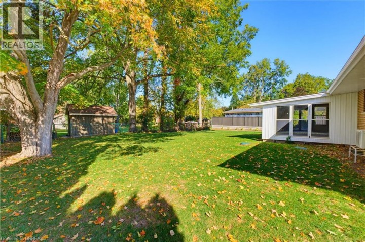 Photo 37 at 11 Belholme Avenue, Tutela Heights, Brantford