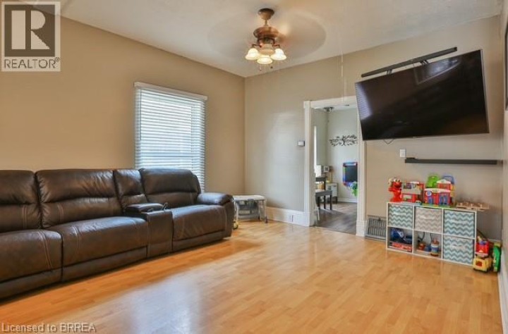 Photo 5 at 42 Spring Street, Holmedale, Brantford
