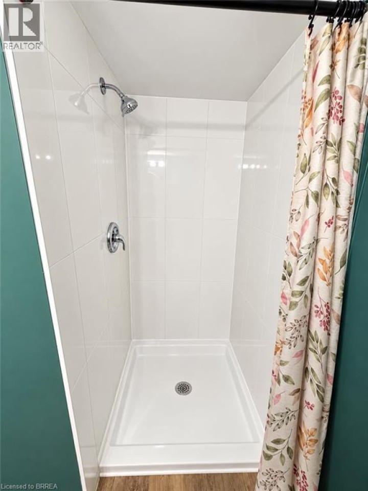 Photo 26 at 42 Spring Street, Holmedale, Brantford