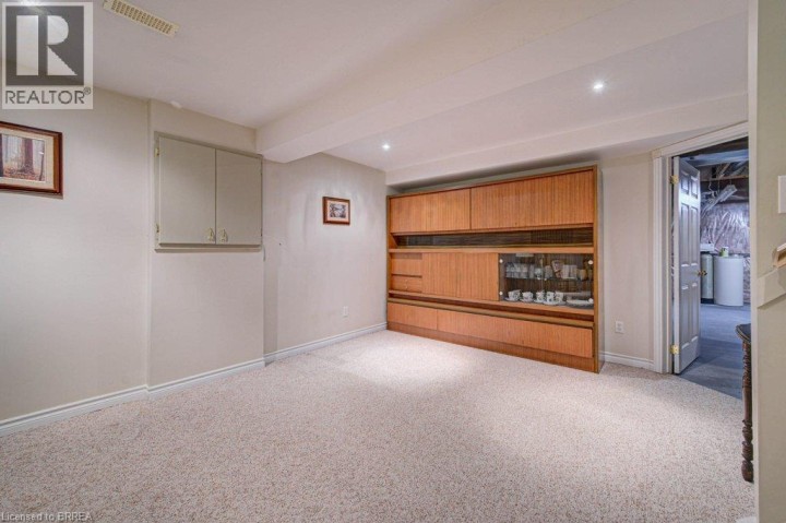 Photo 31 at 48 Harris Avenue, North Park / Wood St., Brantford