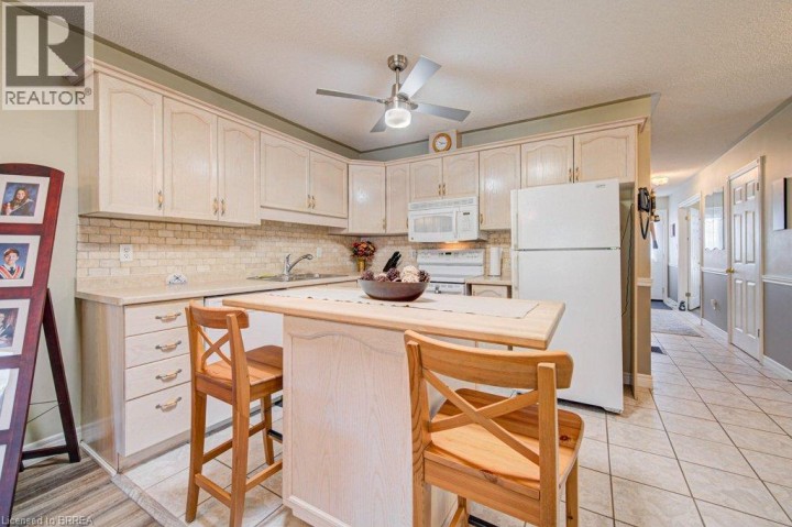 Photo 15 at 48 Harris Avenue, North Park / Wood St., Brantford